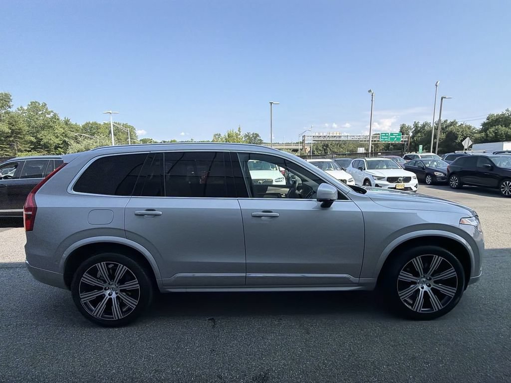 Certified 2023 Volvo XC90 B6 Ultimate AWD/4WD image 9