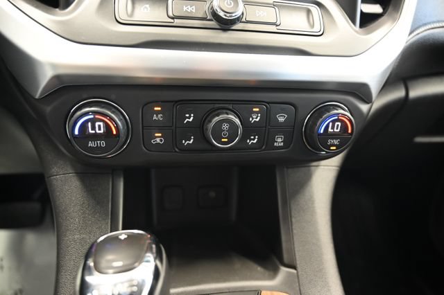 Used 2019 GMC Acadia SLE AWD/4WD image 18