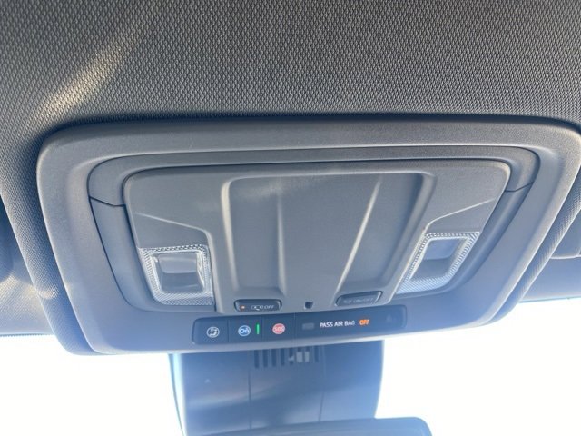 Used 2022 GMC Sierra 1500 SLT w/ SLT Premium Package image 25