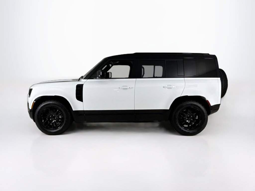 Used 2026 Land Rover Defender 110 X-Dynamic SE AWD/4WD image 2
