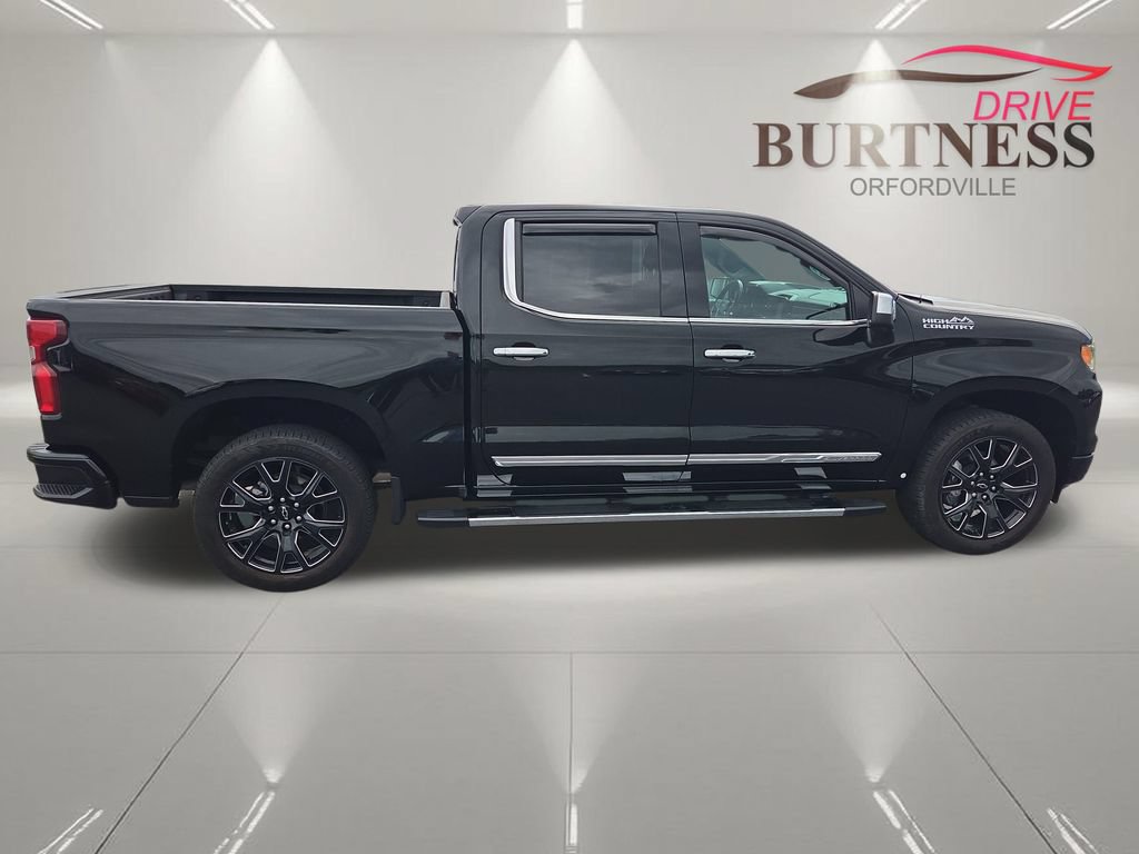 Certified 2024 Chevrolet Silverado 1500 High Country w/ High Country Premium Package AWD/4WD image 9