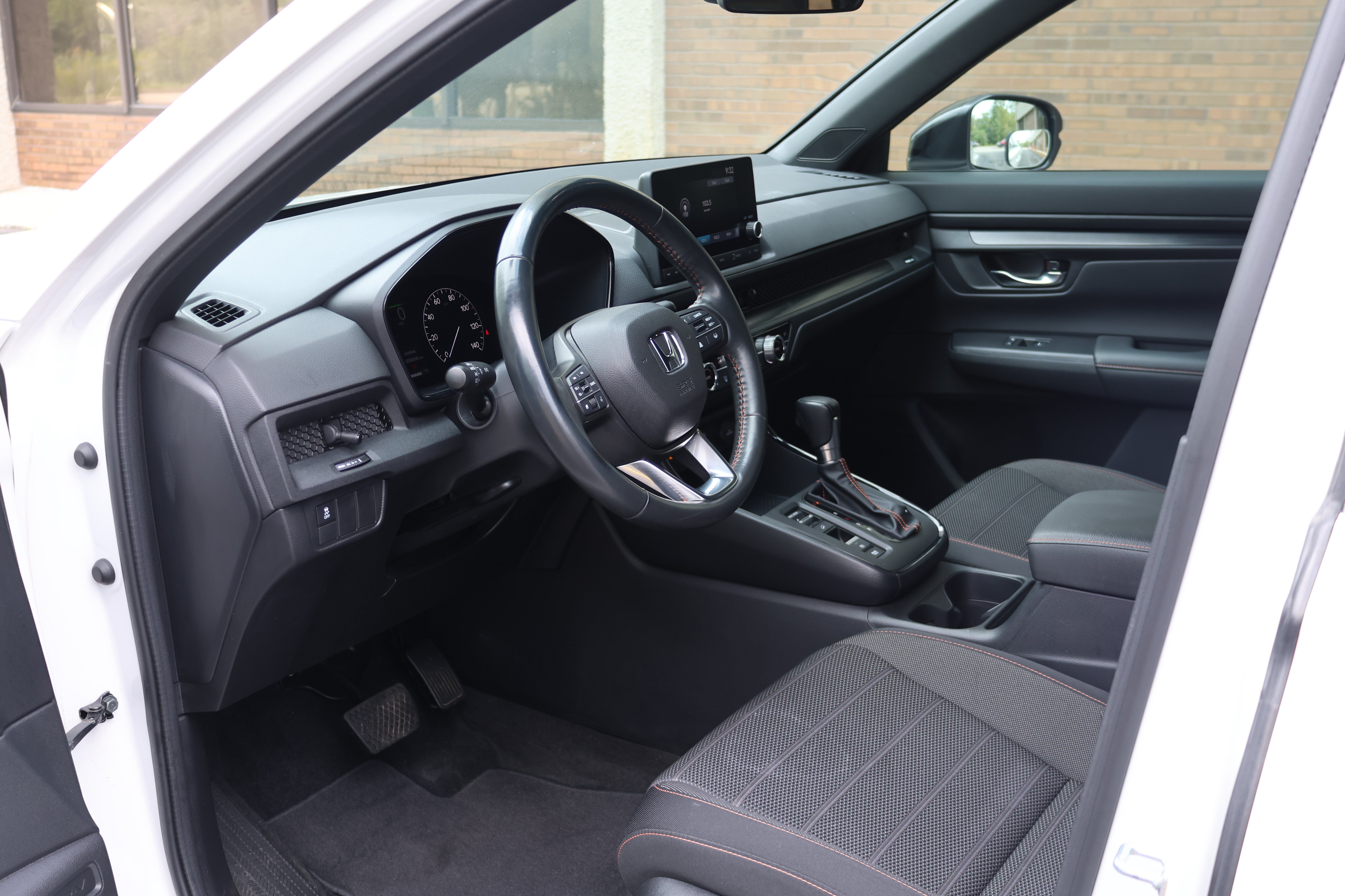 Used 2023 Honda CR-V Sport image 32
