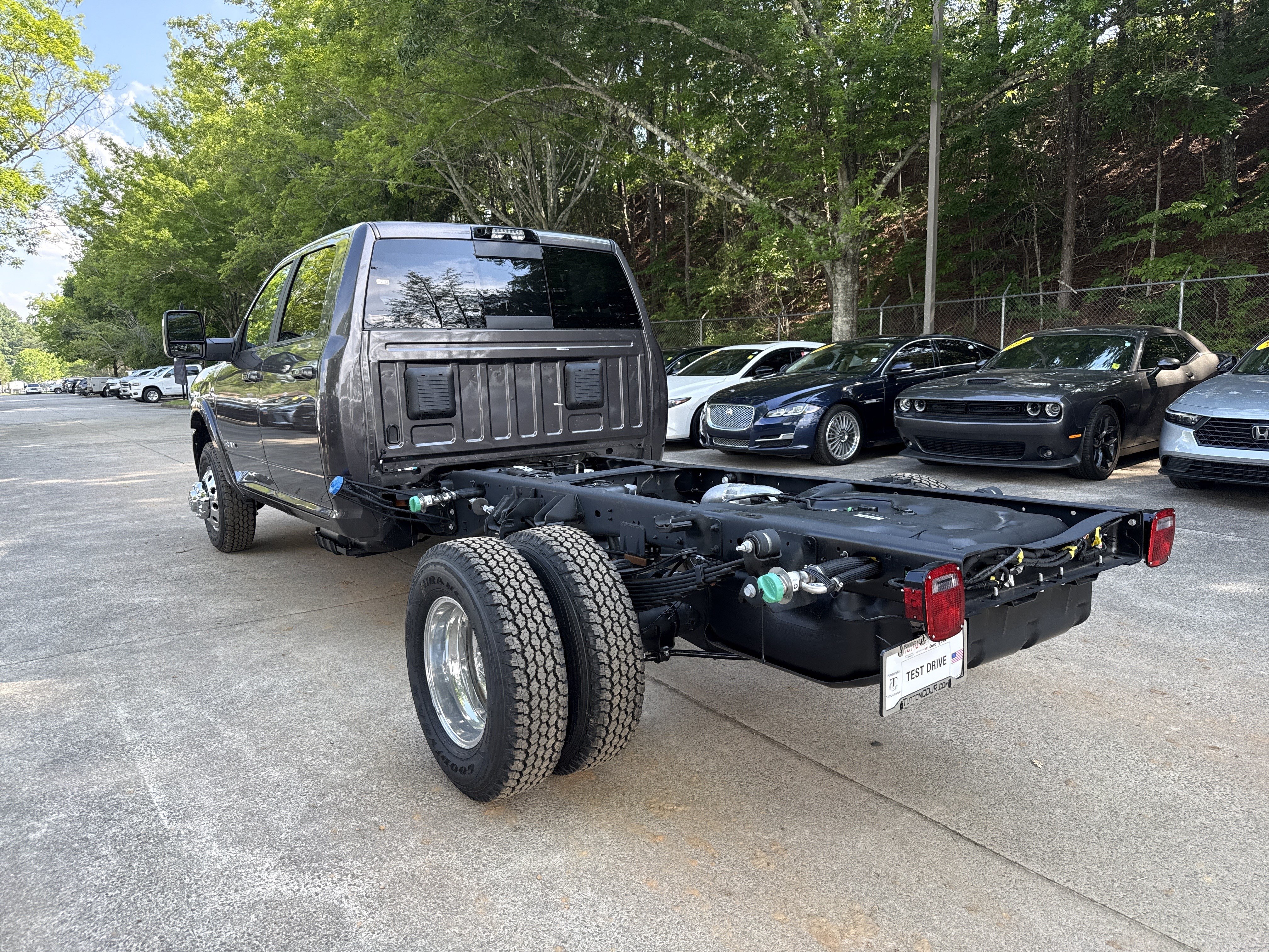 New 2026 RAM 3500 Big Horn w/ Laramie Trim Package AWD/4WD image 5