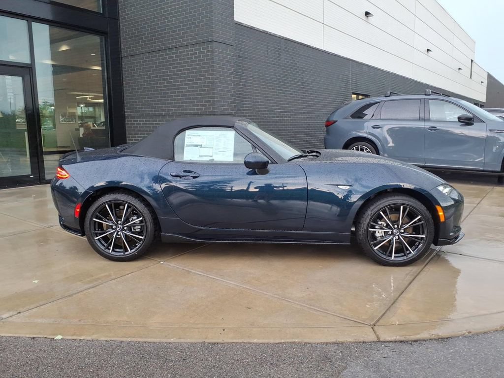 New 2026 MAZDA MX-5 Miata Grand Touring w/ Appearance Package RWD image 9