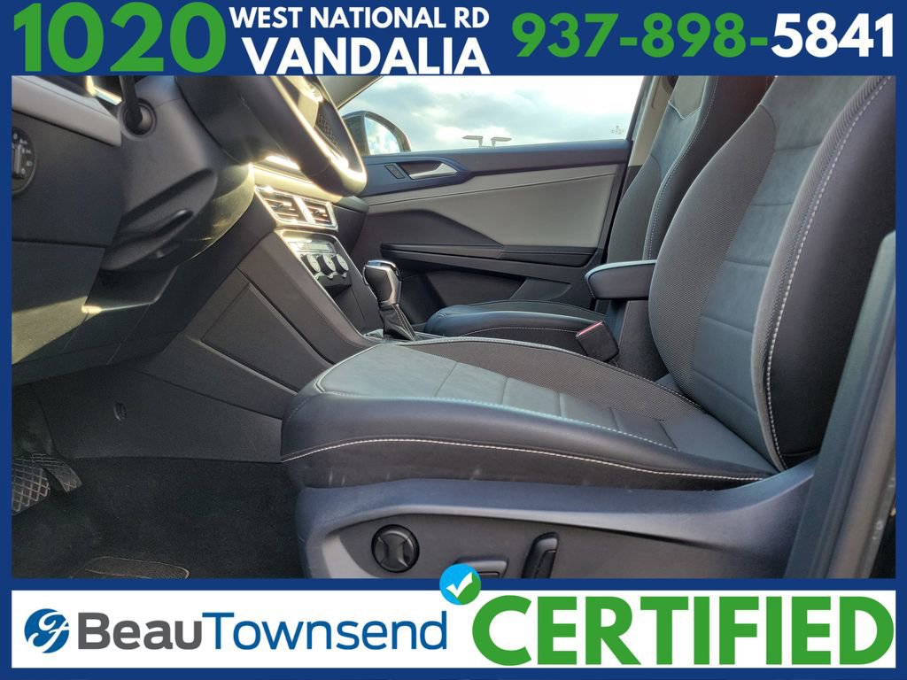 Used 2024 Volkswagen Taos SE image 17