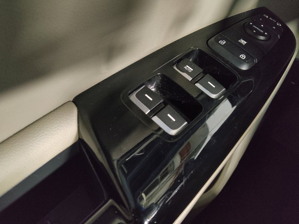 Used 2020 Kia Sportage EX FWD image 27