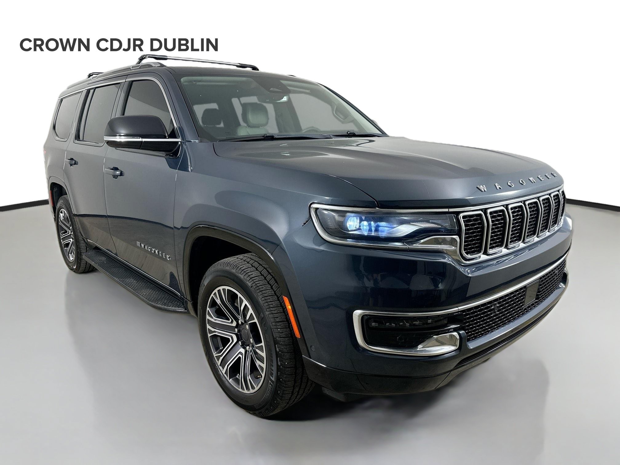 Certified 2023 Jeep Wagoneer 4WD w/ Premium Group I image 4
