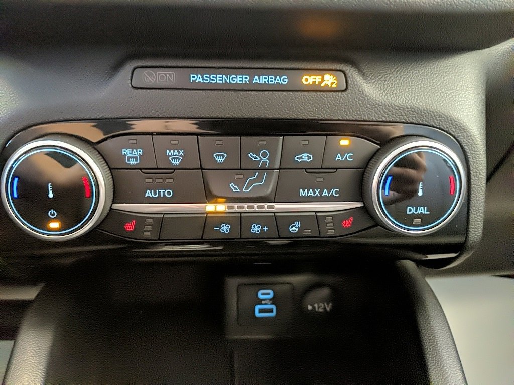 Certified 2022 Ford Escape SE w/ Convenience Package image 17