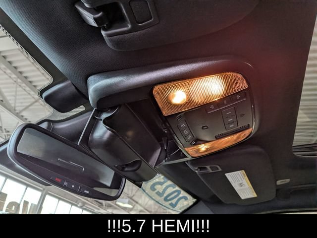 Used 2025 Dodge Durango R/T AWD/4WD image 17