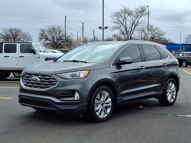 Used 2020 Ford Edge Titanium image 1
