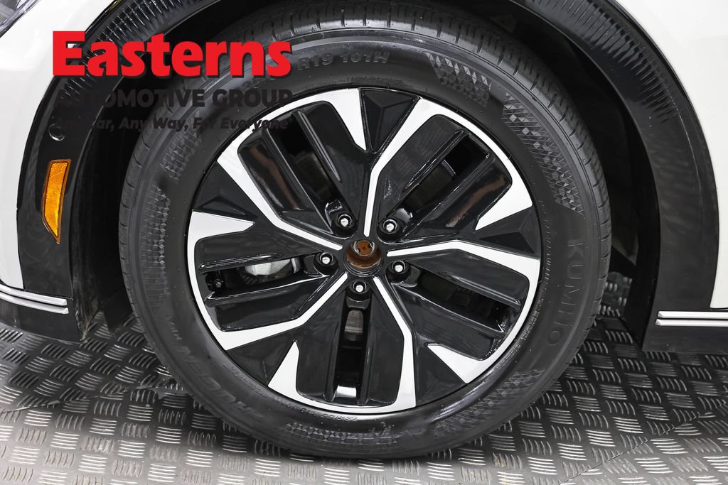 Used 2022 Kia EV6 Wind w/ Wind Technology Package AWD/4WD image 30