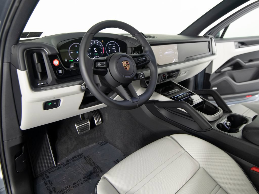 New 2026 Porsche Cayenne S AWD/4WD image 16
