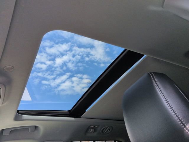 Used 2023 Ford Explorer Limited w/ Equipment Group 301A image 26