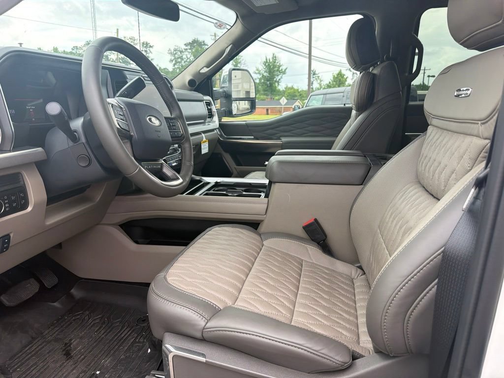 Used 2026 Ford F450 Platinum w/ Platinum Plus Package AWD/4WD image 9