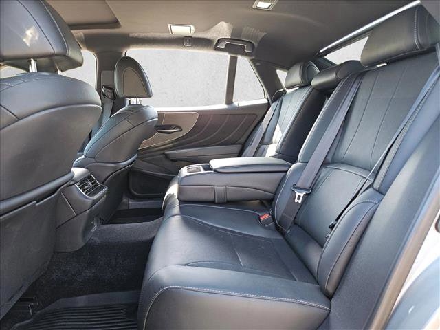 Used 2022 Lexus LS 500 w/ Cold Weather Package (CK) RWD image 17
