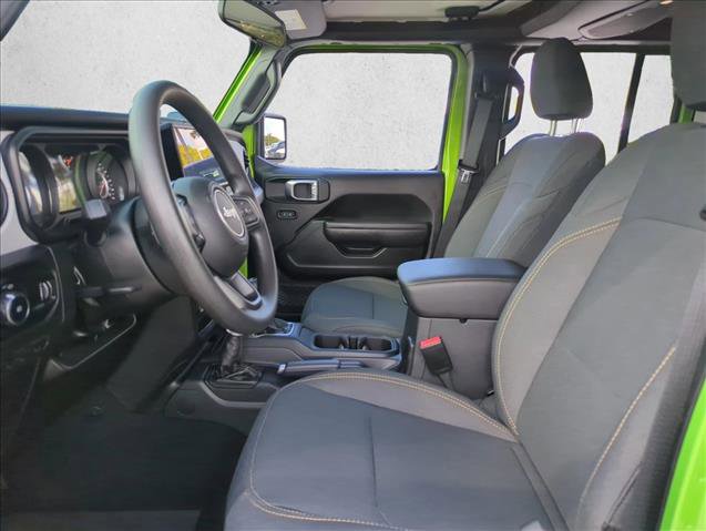 Used 2025 Jeep Wrangler Sport image 16