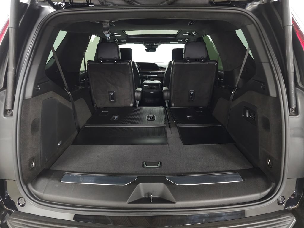 Certified 2024 Cadillac Escalade Sport Platinum w/ LPO, ONYX Package AWD/4WD image 5