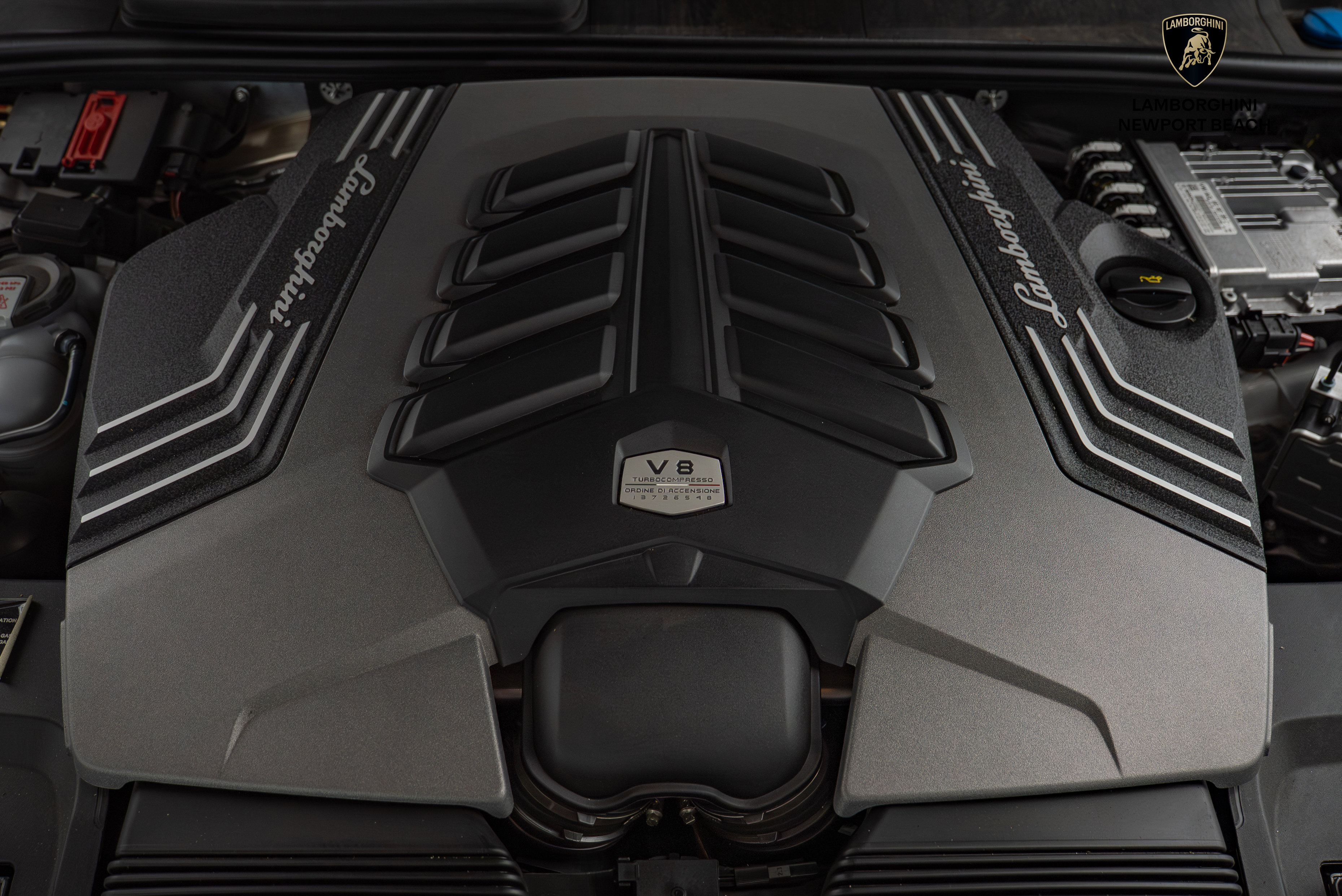 Used 2024 Lamborghini Urus S image 11