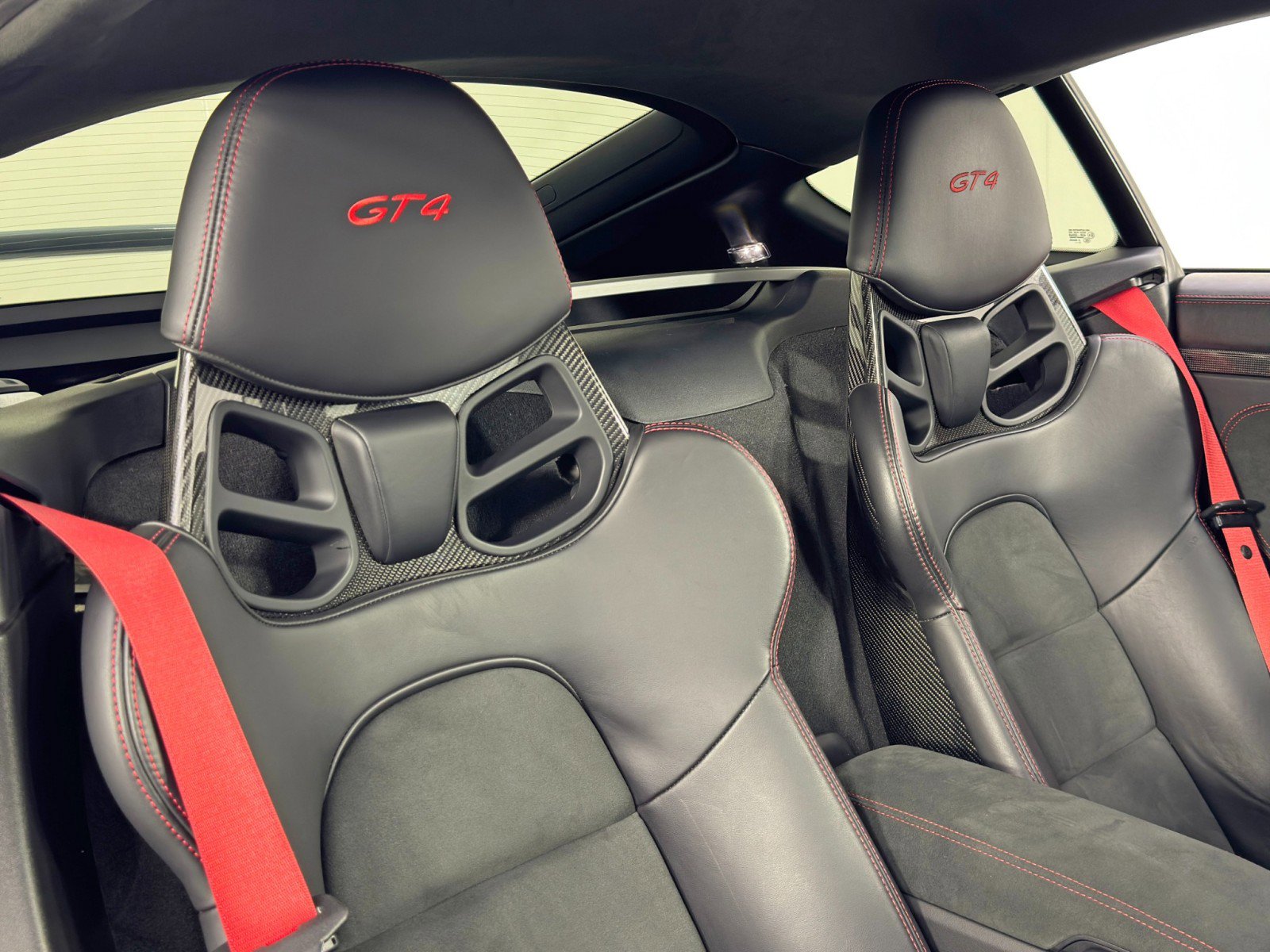 Used 2023 Porsche 718 Cayman GT4 image 38