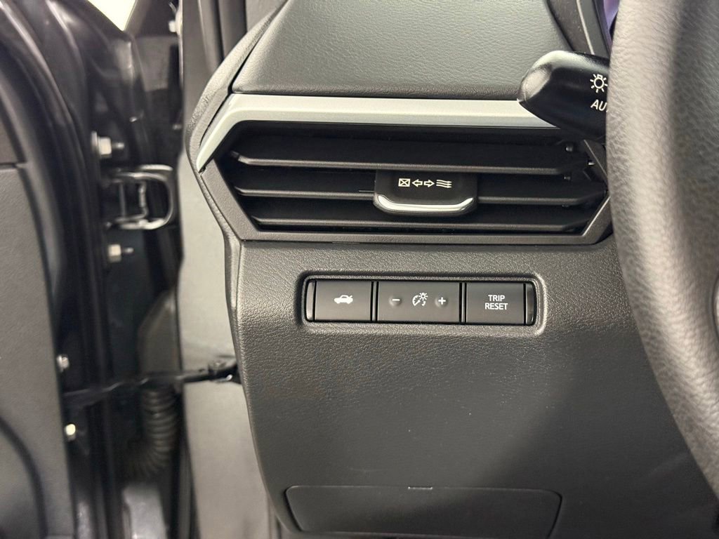 Used 2023 Nissan Altima 2.5 S FWD image 19