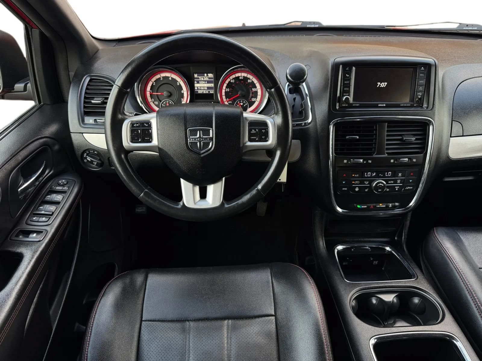 Used 2013 Dodge Grand Caravan R/T w/ Safety Sphere Group FWD image 26