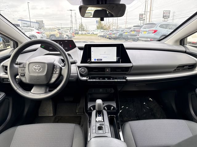 Used 2025 Toyota Prius LE image 14
