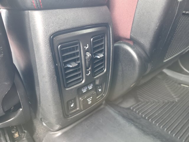 Used 2023 Dodge Durango GT AWD/4WD image 28