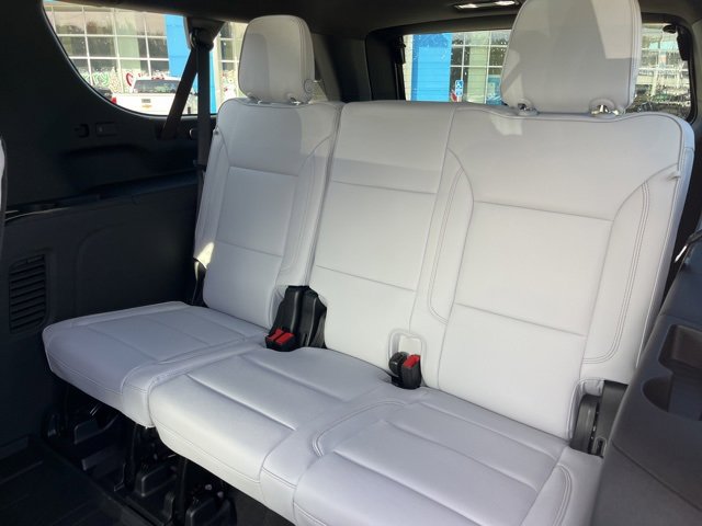 New 2025 Chevrolet Suburban Premier image 42