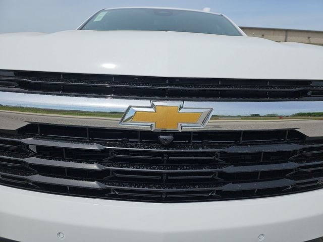 New 2026 Chevrolet Suburban LS w/ Max Trailering Package AWD/4WD image 31