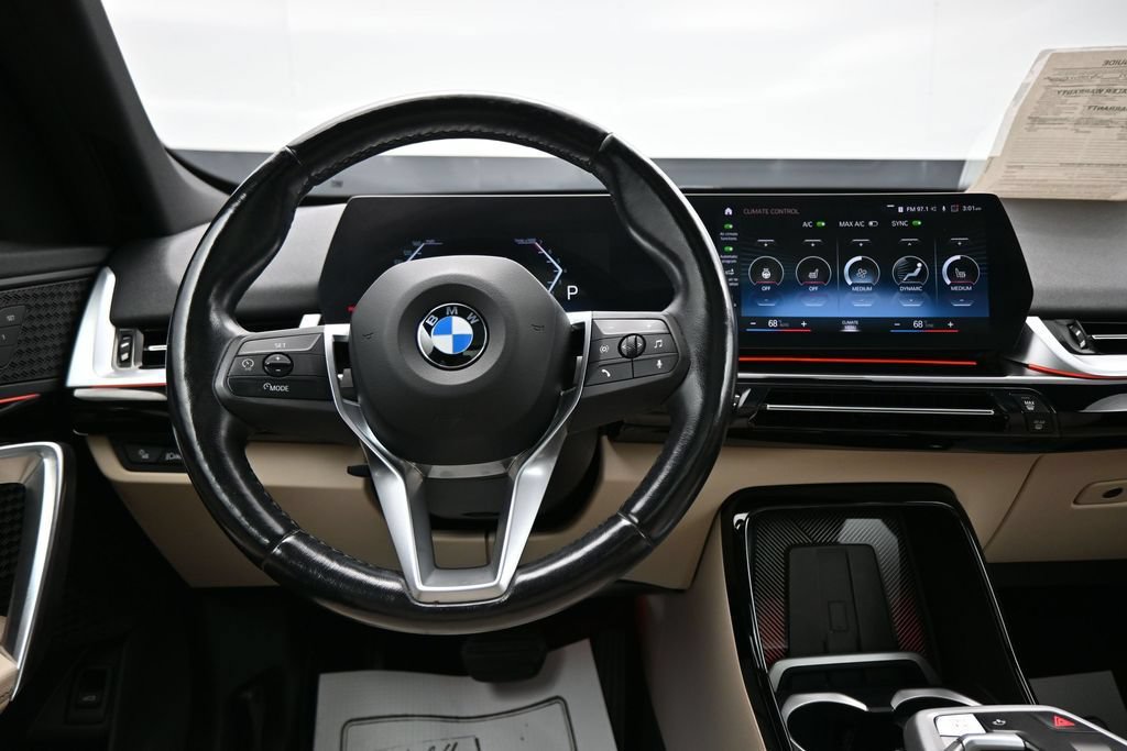 Used 2023 BMW X1 xDrive28i AWD/4WD image 15