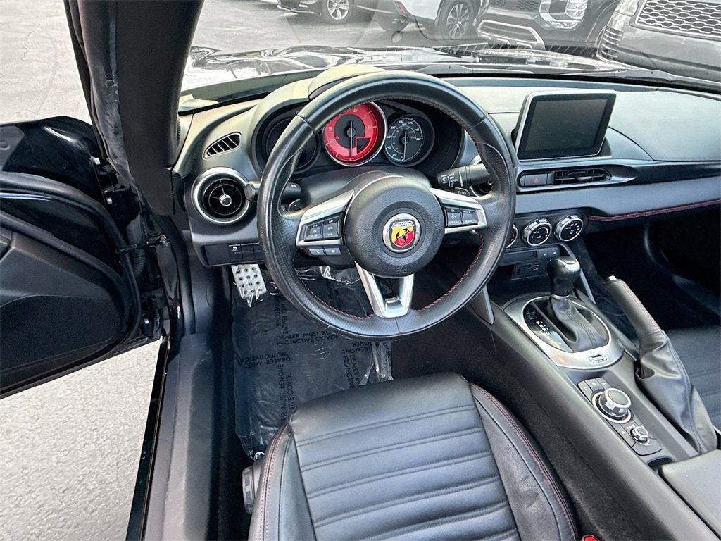 Used 2020 FIAT 124 Spider Abarth w/ Visibility Group image 12
