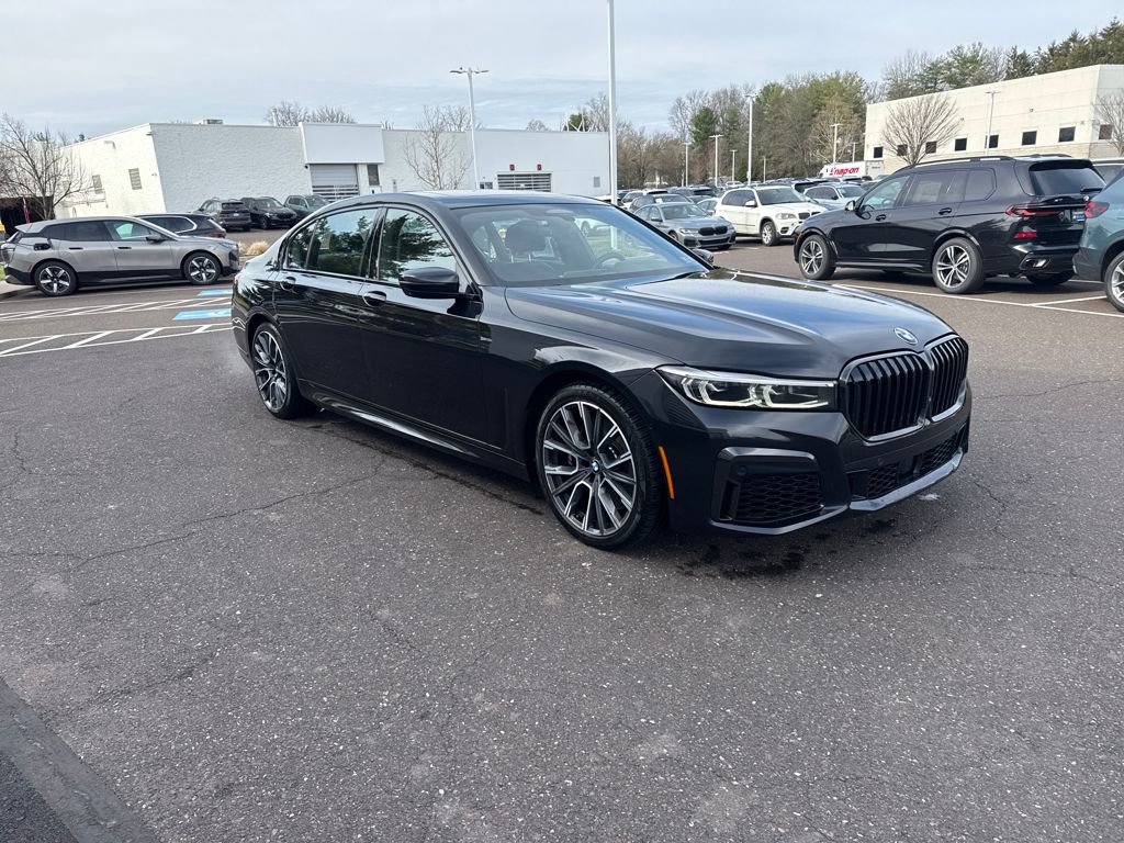 Used 2021 BMW 750i xDrive w/ Executive Package image 7