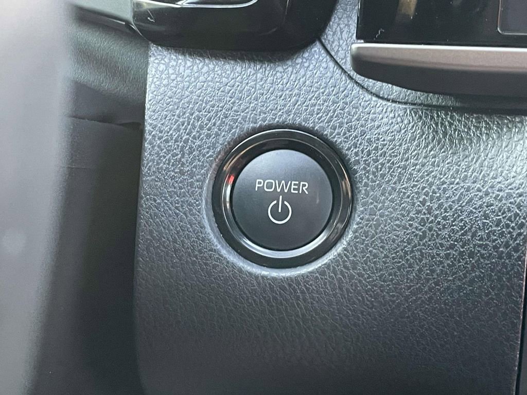 Used 2025 Toyota Camry XSE w/ Premium Package image 37