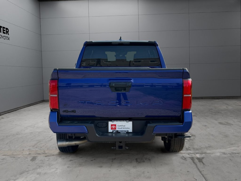 Certified 2025 Toyota Tacoma SR5 AWD/4WD image 4