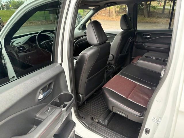 Used 2021 Honda Ridgeline Black Edition image 16