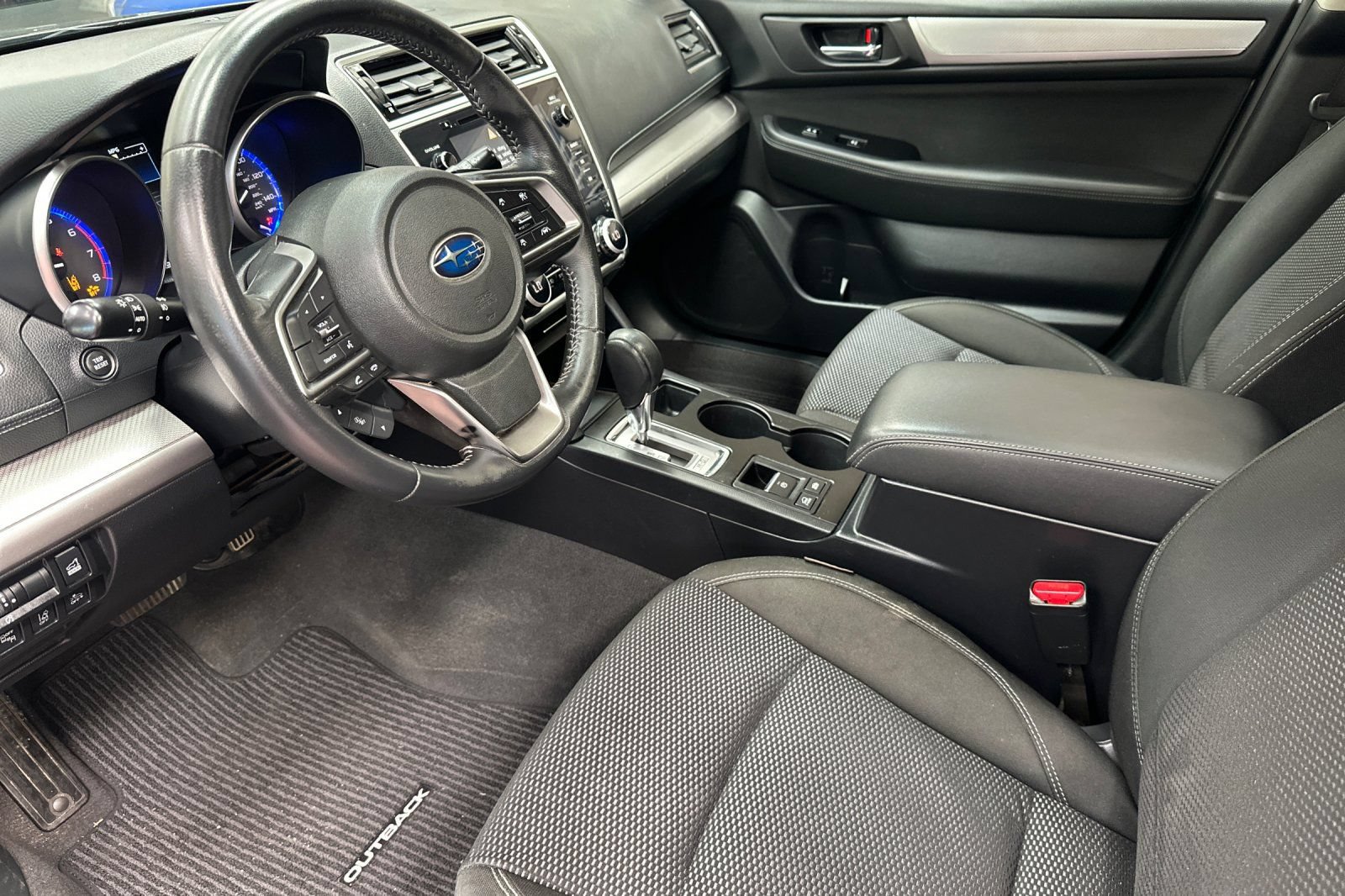 Used 2018 Subaru Outback 2.5i Premium AWD/4WD image 13