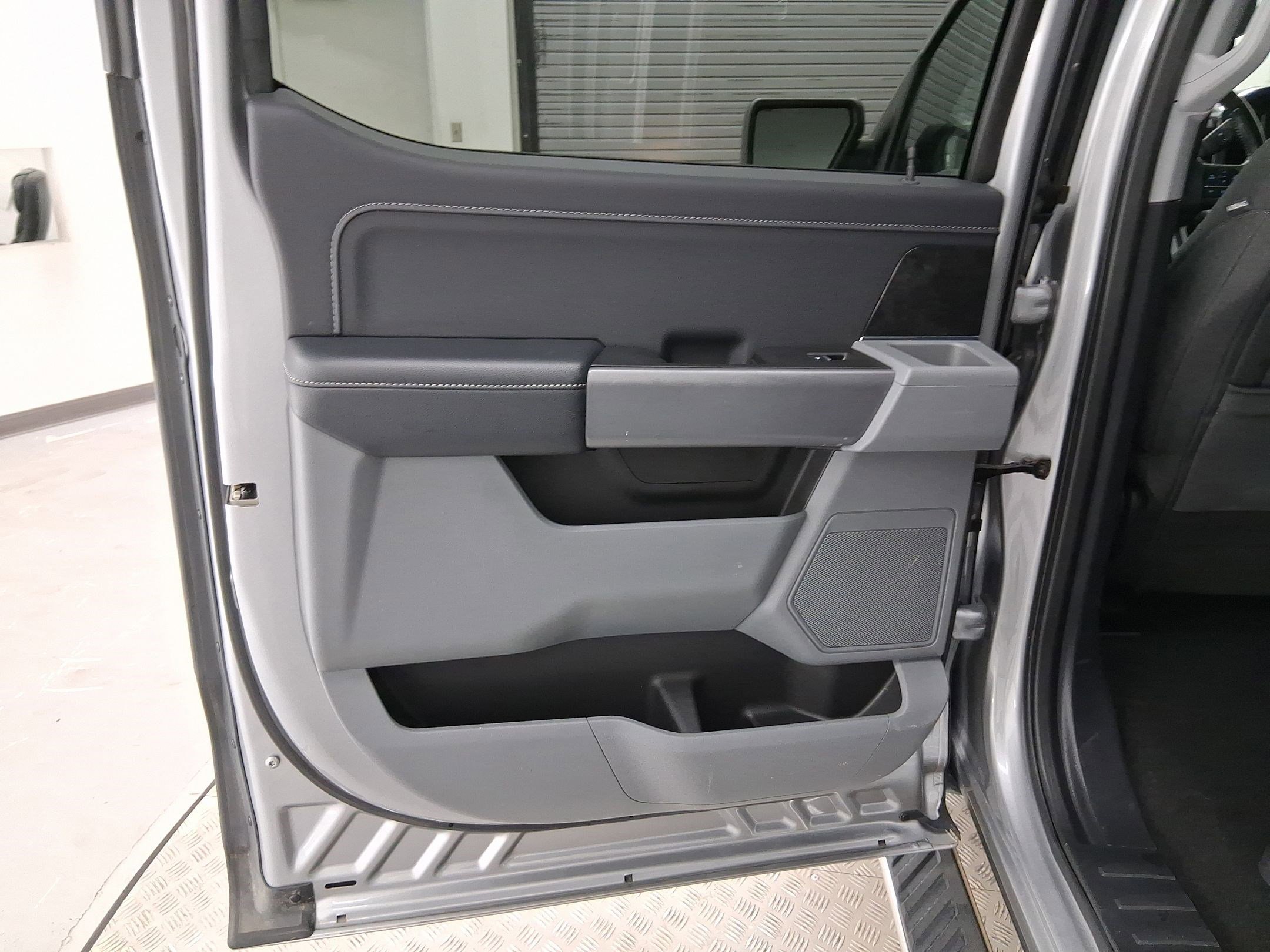 Used 2022 Ford F150 XLT w/ Equipment Group 301A Mid image 26