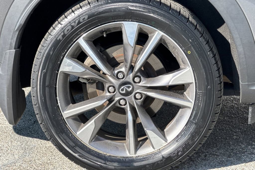 Certified 2023 INFINITI QX60 Luxe w/ Cargo Package image 25