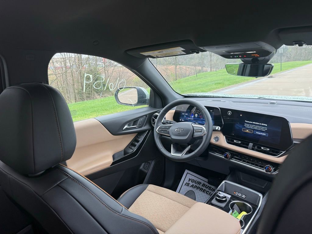 New 2026 Chevrolet Equinox ACTIV w/ Safety and Technology Package image 20