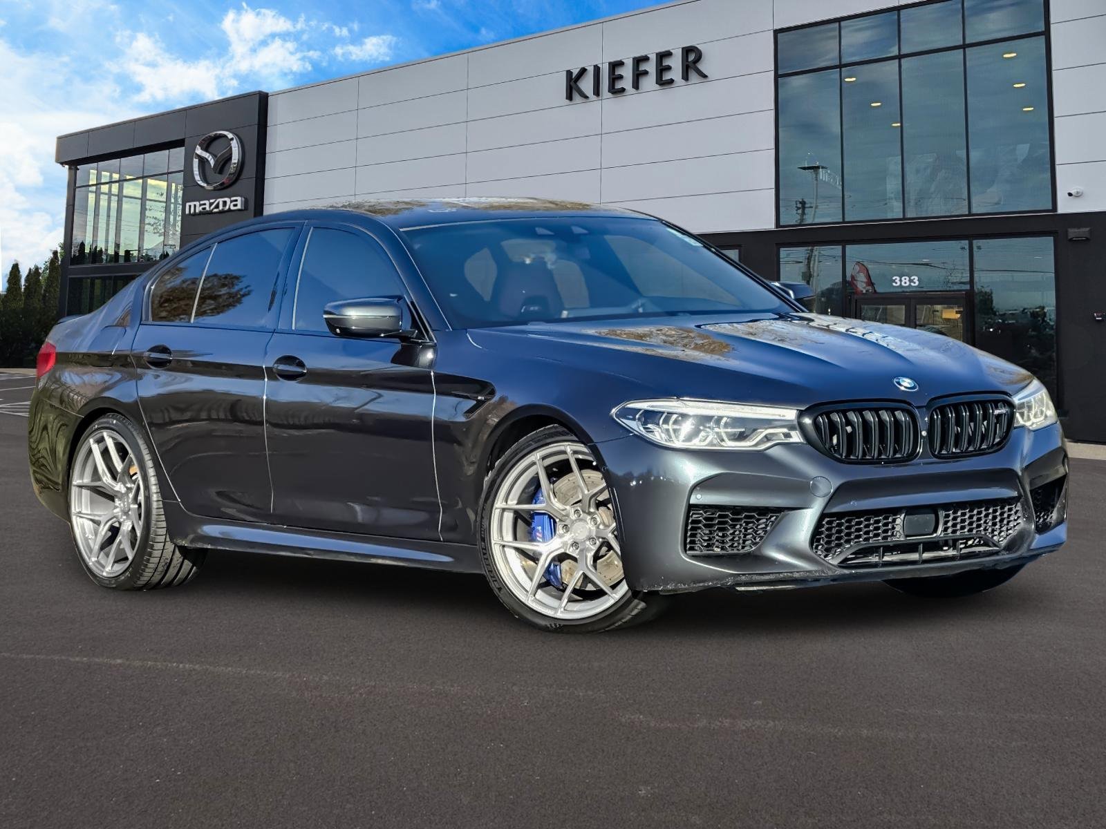 Used 2019 BMW M5 w/ Executive Package image 2
