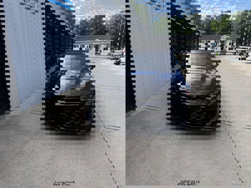 Used 2023 Chevrolet Camaro ZL1 RWD image 31