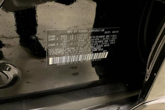 Used 2025 Subaru Outback Limited image 35