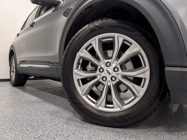 Used 2023 Ford Explorer Limited w/ Equipment Group 301A AWD/4WD image 2