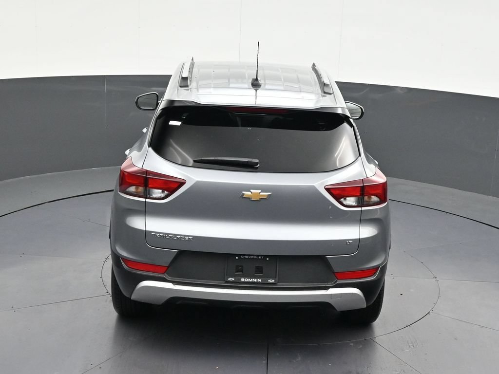 Used 2023 Chevrolet TrailBlazer LT FWD image 23
