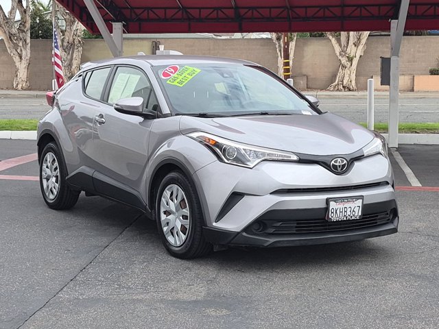 Used 2019 Toyota C-HR LE FWD image 3