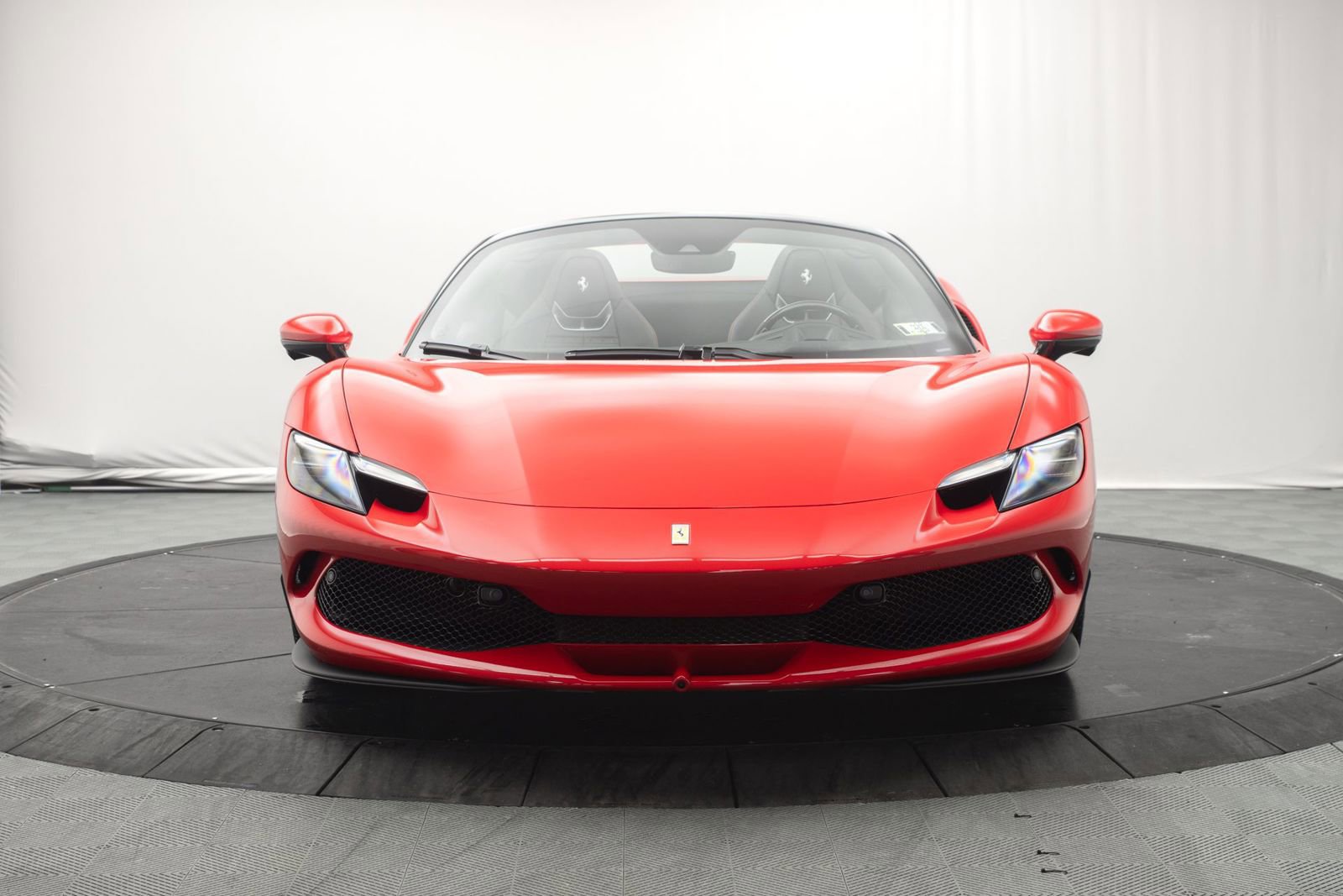 Used 2025 Ferrari 296 GTS RWD image 9