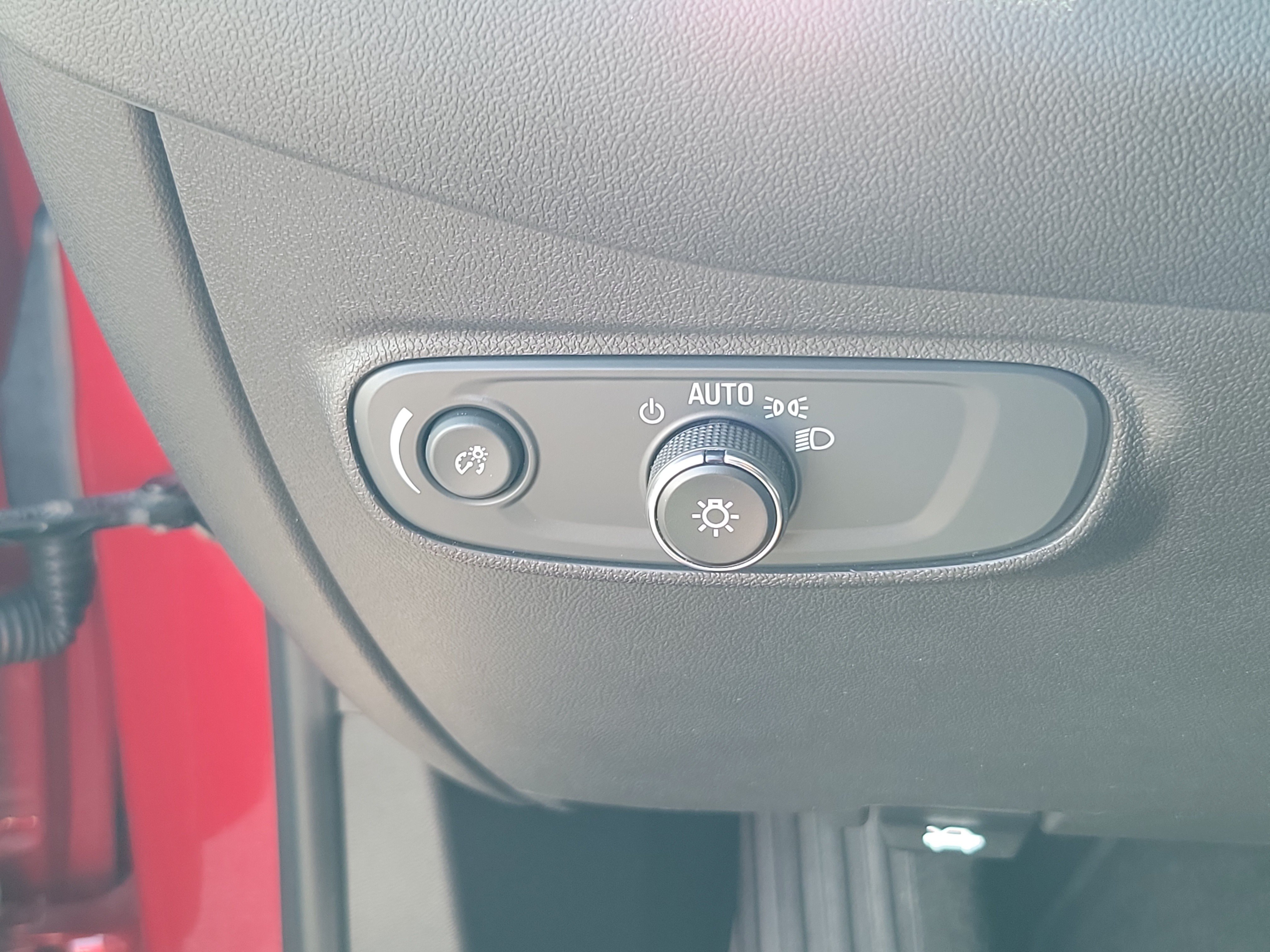 Used 2023 Chevrolet Equinox LT FWD image 19