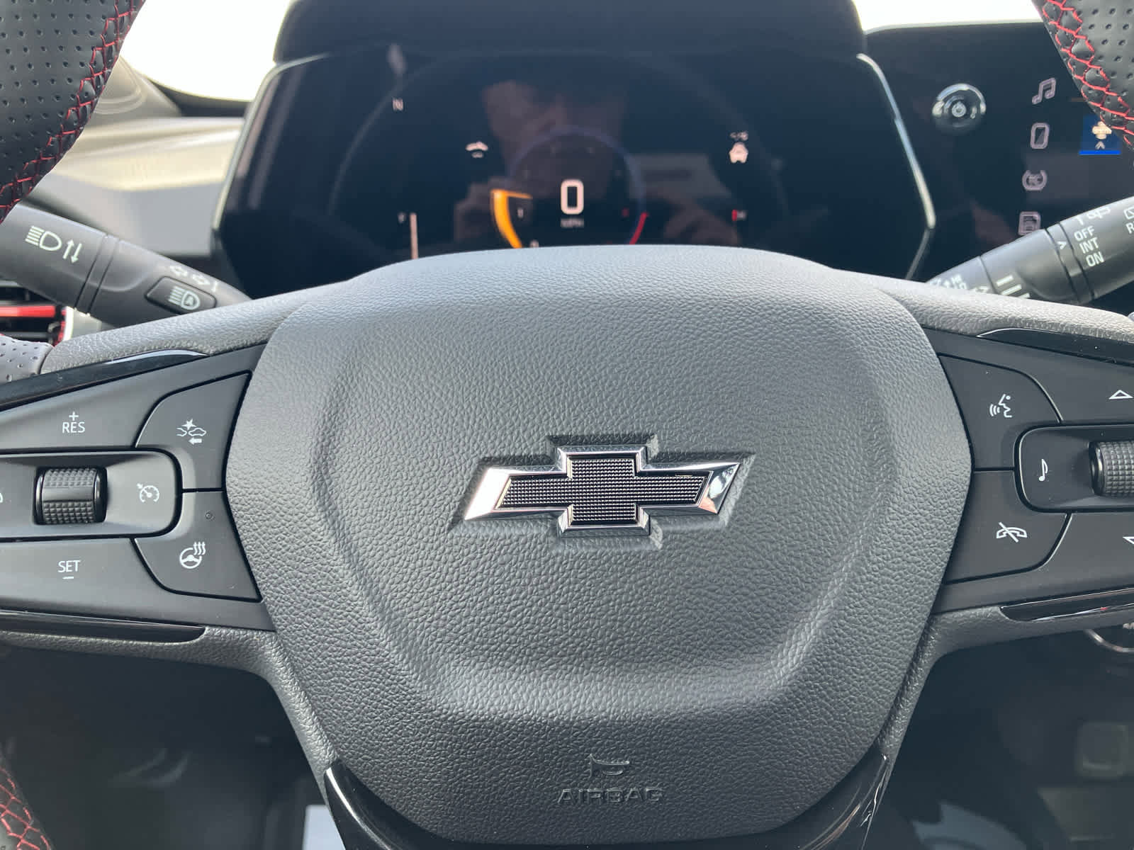 New 2026 Chevrolet Trax RS w/ Driver Confidence Package image 15