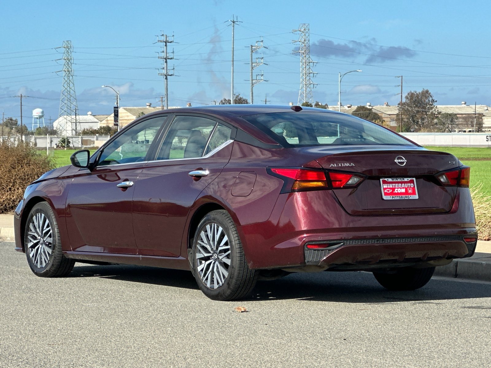 Used 2024 Nissan Altima 2.5 SV image 6