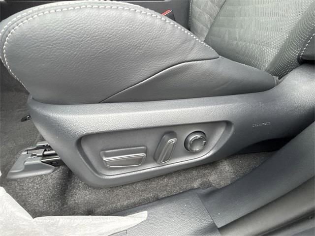 Certified 2025 Toyota 4Runner TRD Off-Road Premium image 13